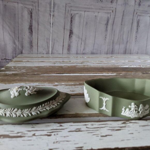 Wedgwood fluted dome green lidded bowl trinket‎ che - Picture 10 of 11